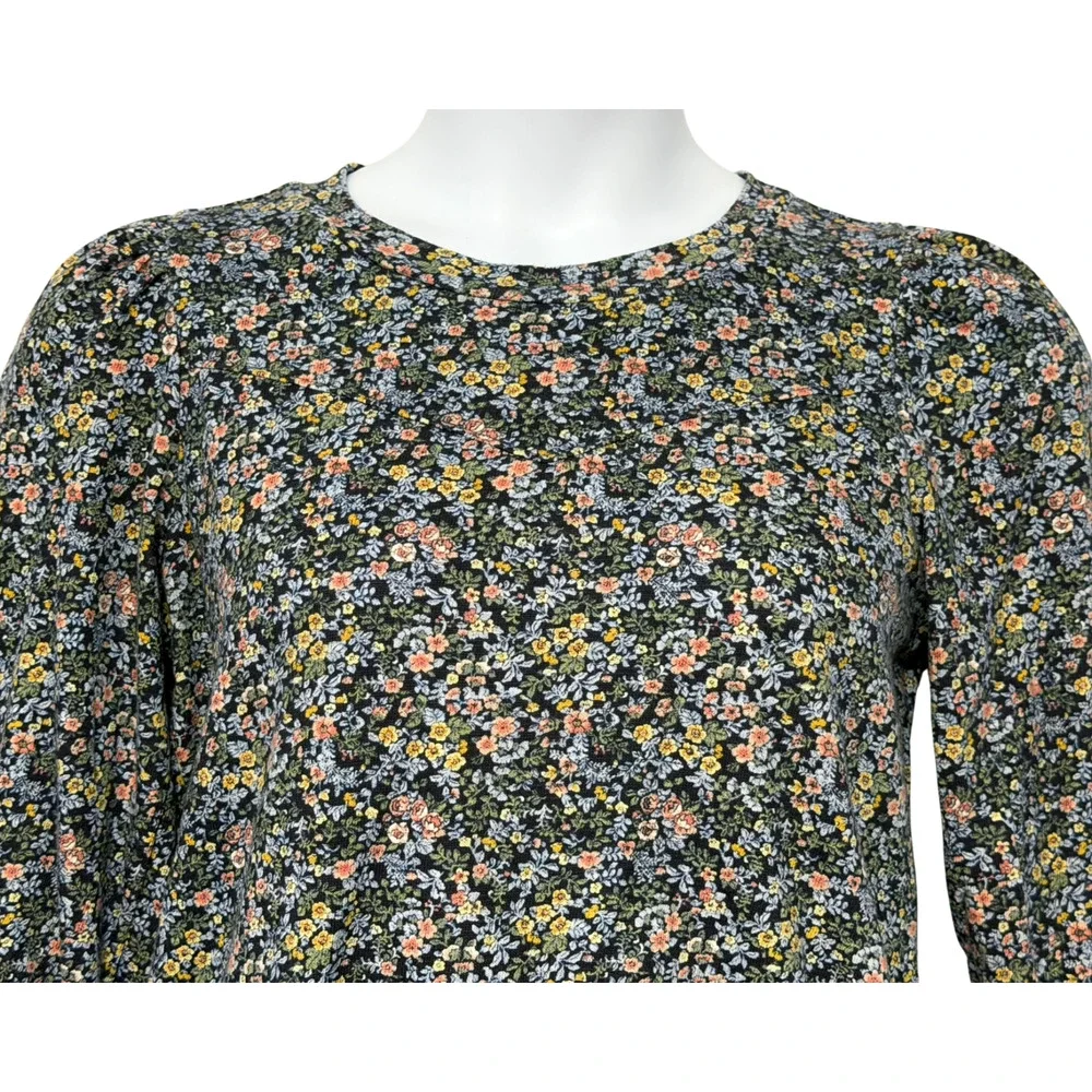 LOFT Sz M Cottage Floral Puff Sleeve Pullover Top Blue Knit Sweatshirt Romantic